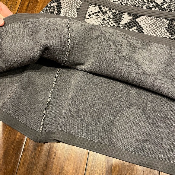 Diane Von Furstenberg Animal Print Flare Skirt - Picture 4 of 6